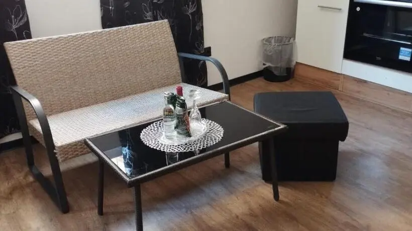 デラックスファミリールーム, Zum Ewigen Rath