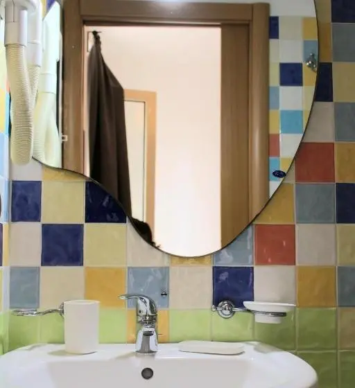 オーシャンビュースタンダードルームバルコニー付き, B&b Via Veneto