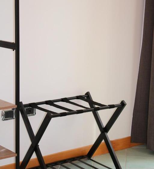 اتاق لوکس با بالکن و چشمانداز دریا, B&b Via Veneto