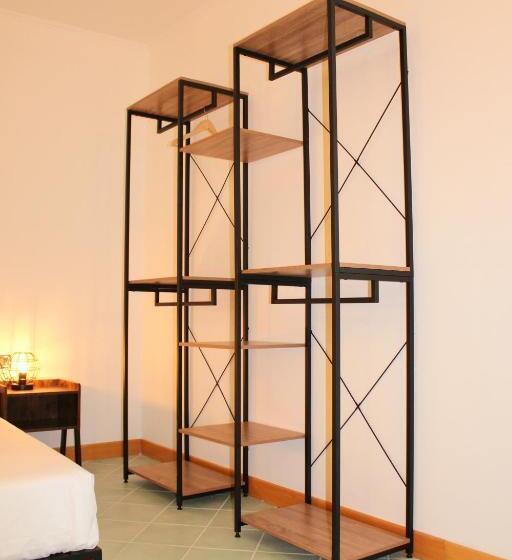 اتاق استاندارد چهار تخته با چشمانداز دریا, B&b Via Veneto