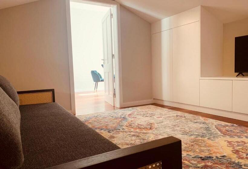 سوئیت جونیور خانوادگی, Casa Do Pateo Charming House Azores