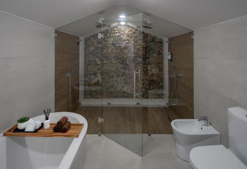 سوئیت جونیور خانوادگی, Casa Do Pateo Charming House Azores