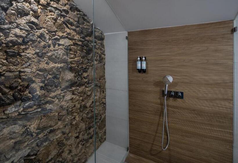 سوئیت جونیور خانوادگی, Casa Do Pateo Charming House Azores