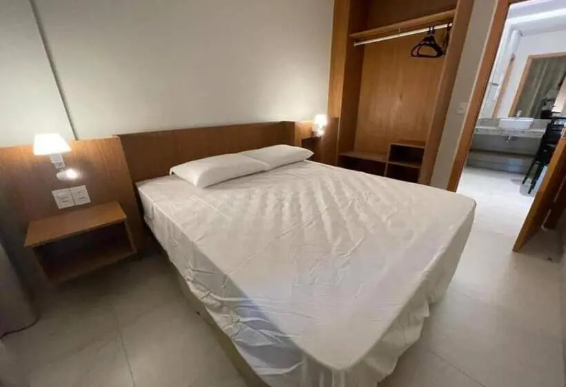 エコノミー４人部屋, Salinas Exclusive Resort