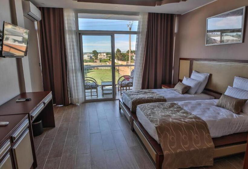 اتاق استاندارد, Hôtel Menabe L