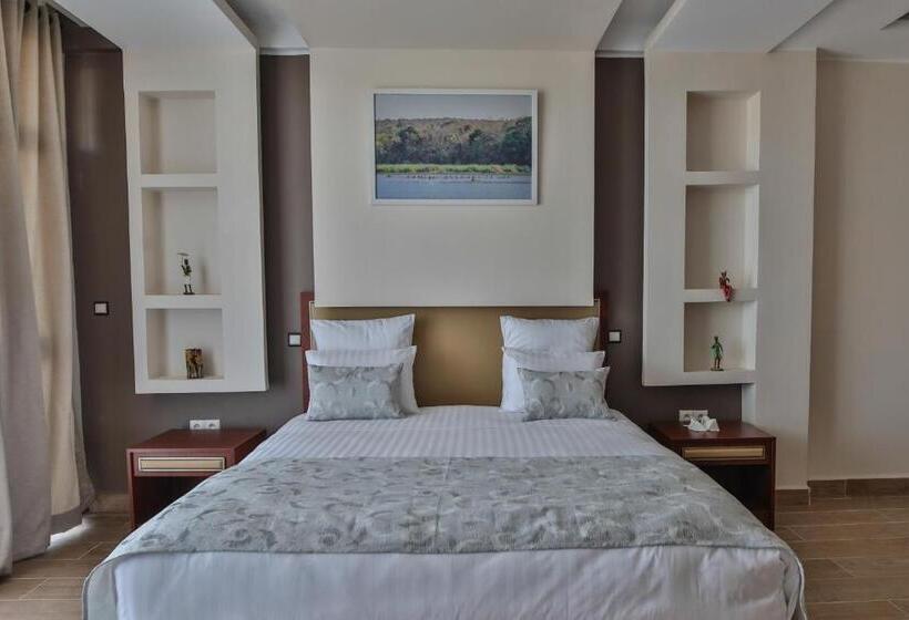 اتاق سوپریور, Hôtel Menabe L
