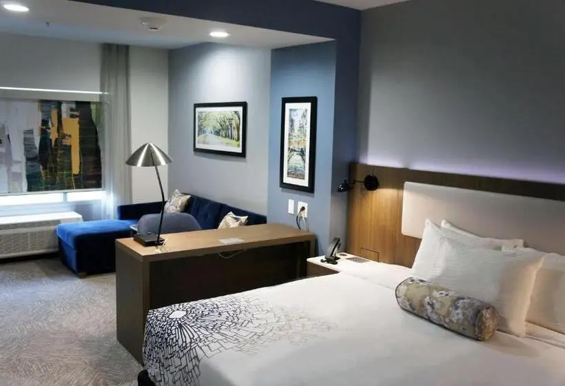 デラックススタジオ, La Quinta Inn & Suites By Wyndham Locust Grove