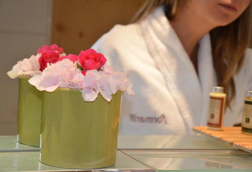 スタンダードルーム, Restaurant Formarin