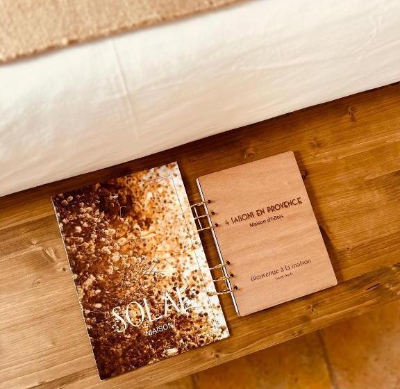 스탠다드 테라스 룸, 4 Saisons En Provence