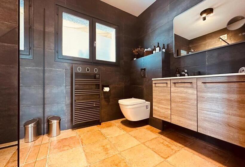 스탠다드 룸 풀장 전망, 4 Saisons En Provence