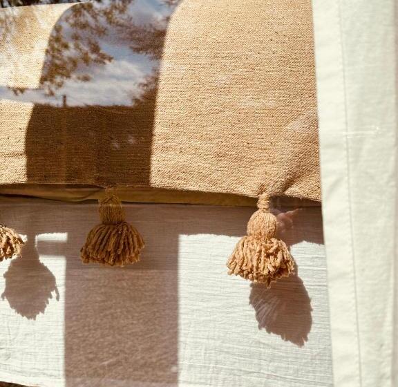 חדר סטנדרט נוף לבריכה, 4 Saisons En Provence