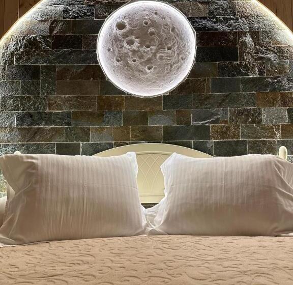 اتاق استاندارد, Mani Guest House