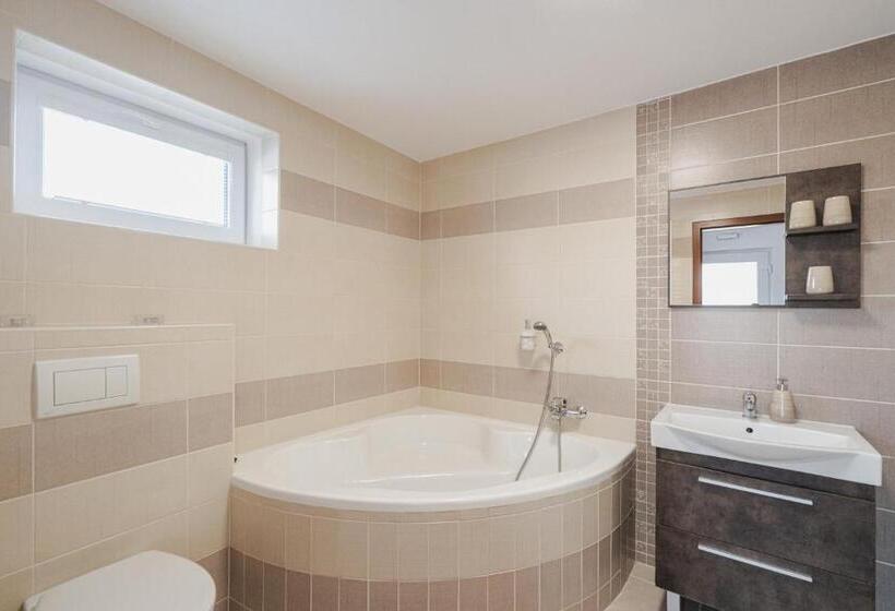 شقة غرفة واحدة مزودة بتراس, Residence Malva