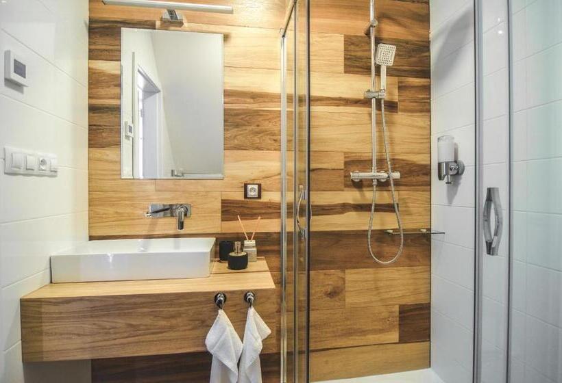 جناح, Residence Malva