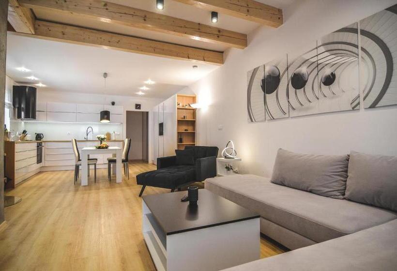 جناح, Residence Malva