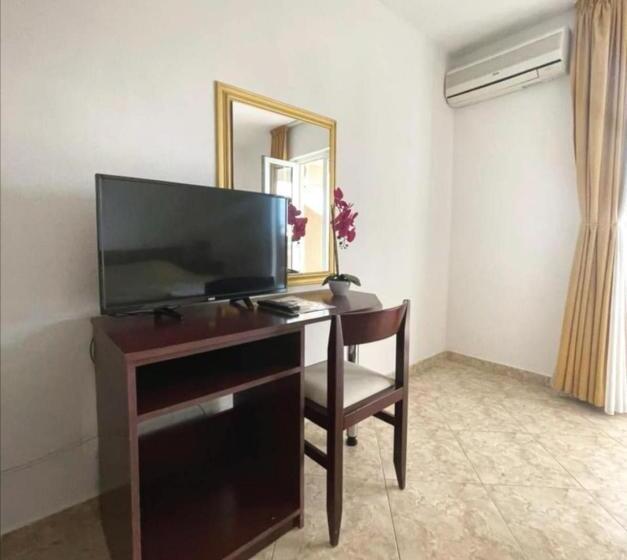 آپارتمان 1 خوابه با تراس, Suzana Budva