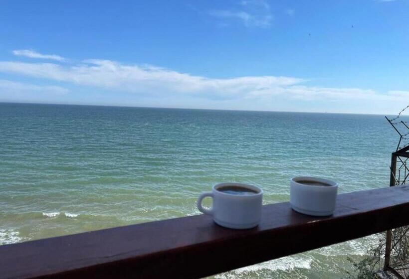 海景套房, Bukhta