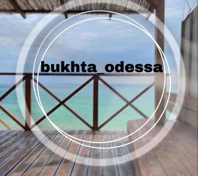 海景套房, Bukhta