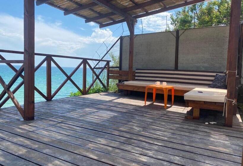 海景套房, Bukhta