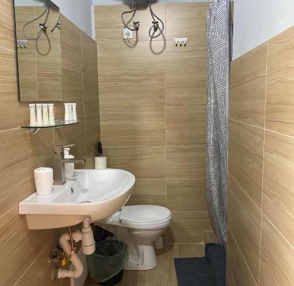 1间卧室的房子, Bukhta