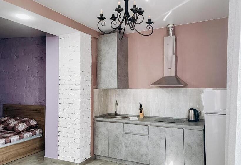 海景套房, Bukhta