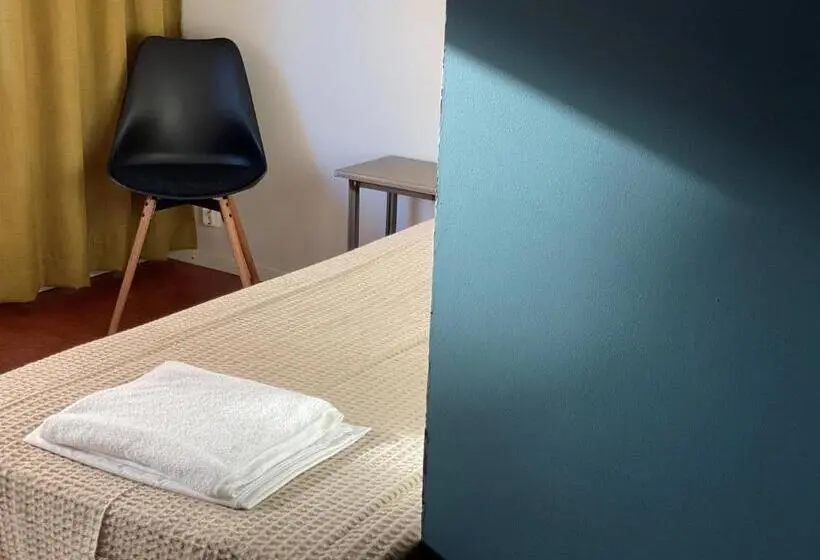 اتاق استاندارد با سرویس بهداشتی مشترک, N Hostel Malmö City
