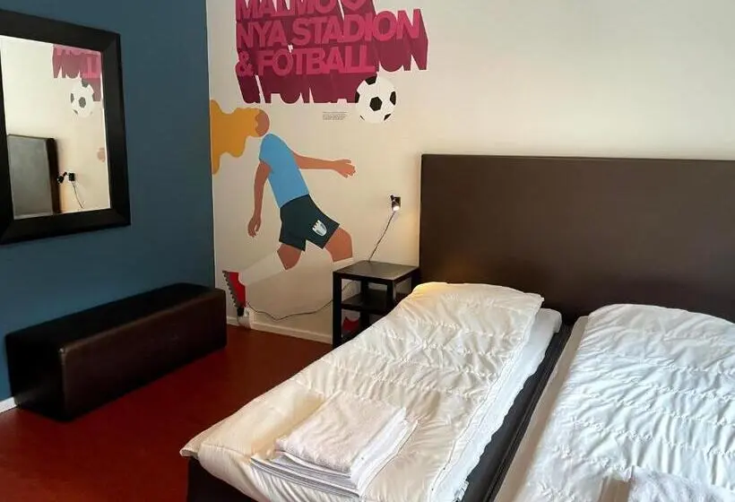 اتاق استاندارد سه تخته با سرویس بهداشتی مشترک, N Hostel Malmö City