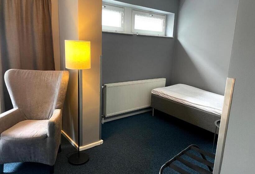 Семейный Номер, N Hostel Malmö City