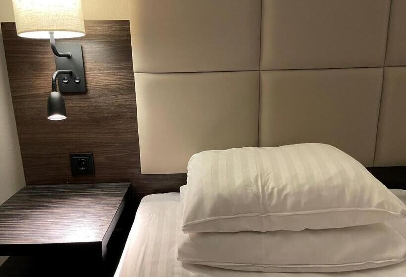 家庭间, N Hostel Malmö City