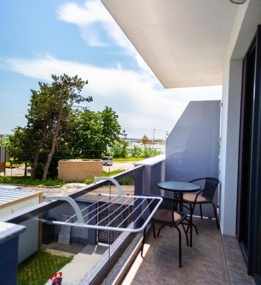 اتاق استاندارد با بالکن, Casa Angy