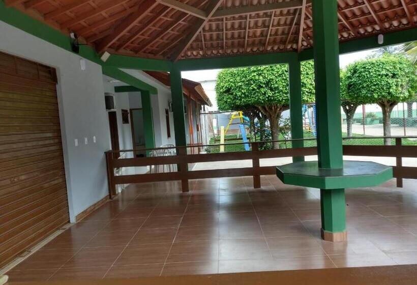 חדר סטנדרט לארבעה, Aconchego Sertanejo