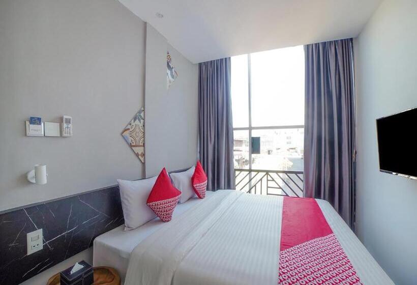 Quarto Deluxe, Capital O 90447 Kardopa Hotel Megapark