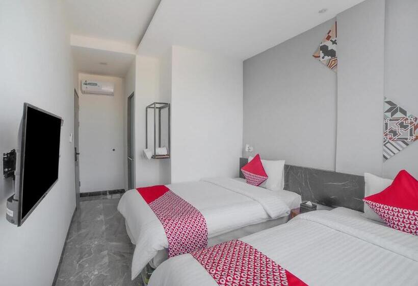 Quarto Estandar, Capital O 90447 Kardopa Hotel Megapark