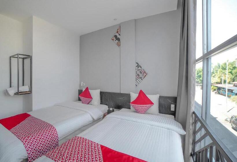 Quarto Estandar, Capital O 90447 Kardopa Hotel Megapark