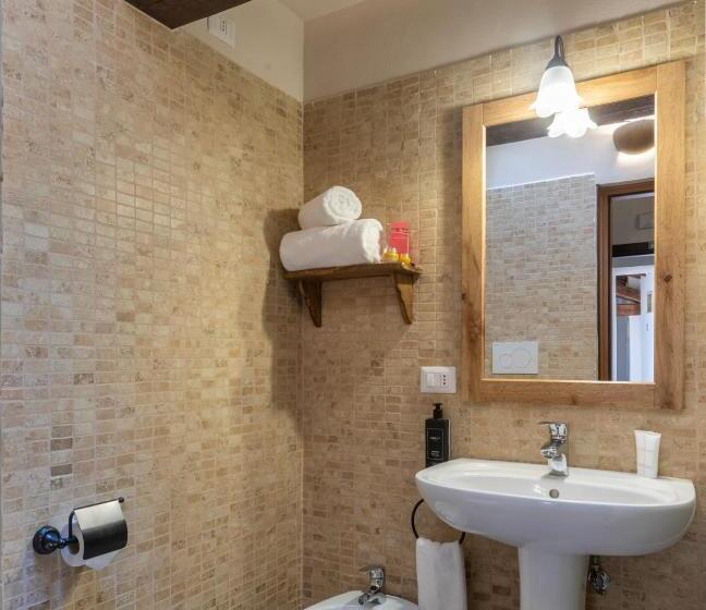 اتاق استاندارد, Borgo Petroro