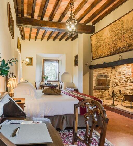 سوییت جونیور, Borgo Petroro