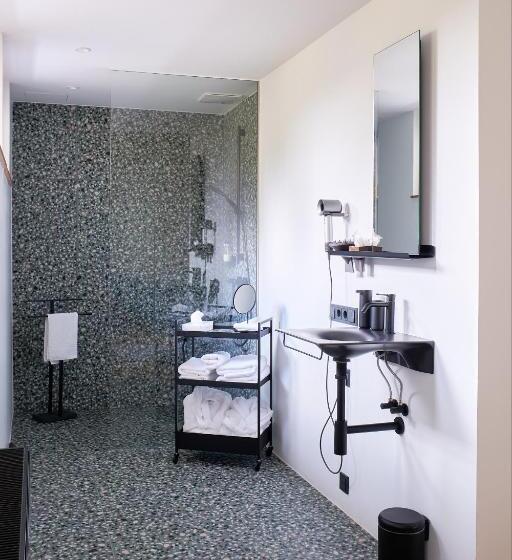 Люкс Вид на Горы, Lese