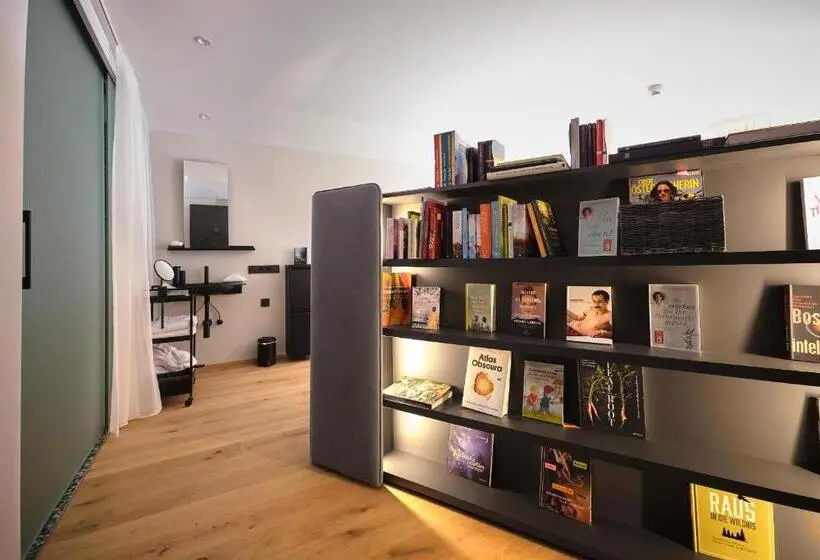 Engelliler için Büyük Çift Kişilik Yataklı Standart Oda, Lese