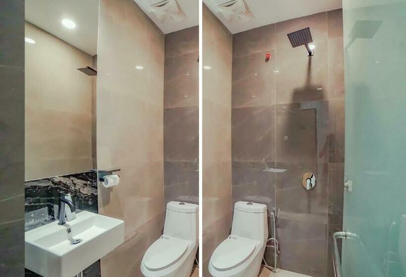 Quarto Estandar, Capital O 90447 Kardopa Hotel Megapark