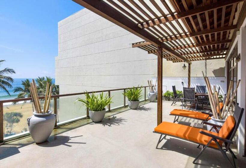 Апартаменты Пентхаус 1 Спальня, The Lucky Elephant