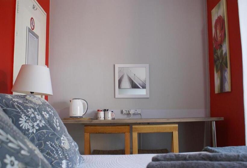 スタンダードルーム, Flutterby Guesthouse