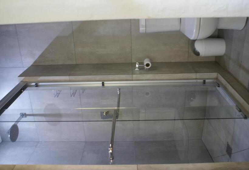 スタンダードルーム, Flutterby Guesthouse