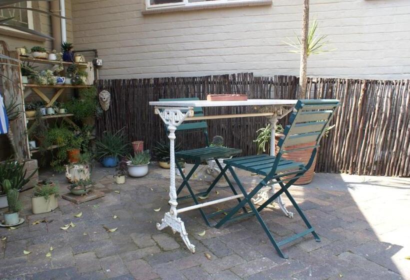 家族用アパートメント, Flutterby Guesthouse