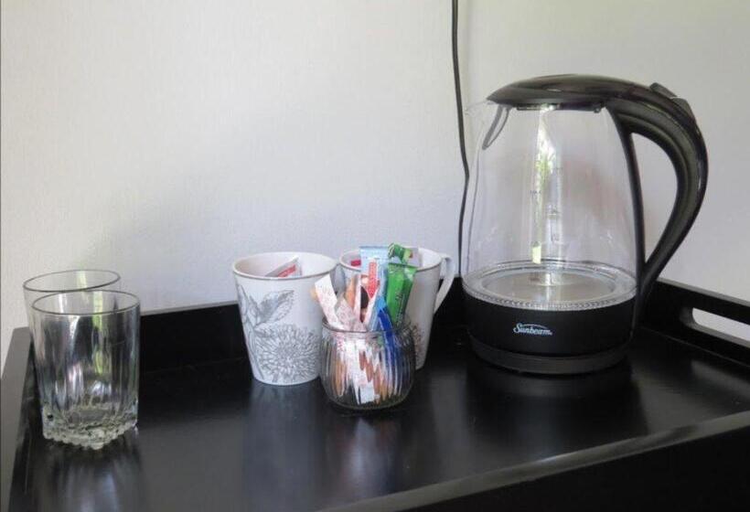 スタンダードルーム, Flutterby Guesthouse