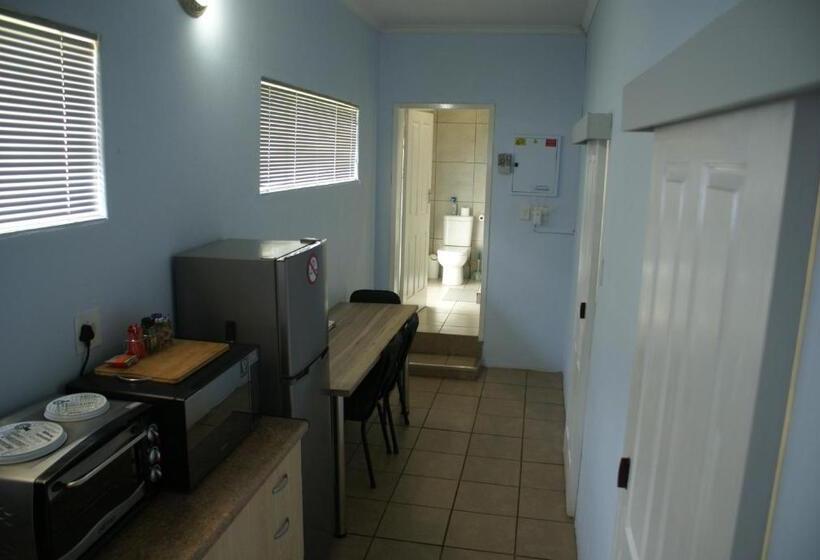 家族用アパートメント, Flutterby Guesthouse