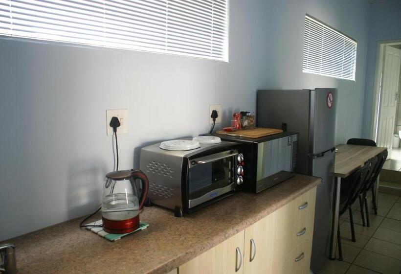 家族用アパートメント, Flutterby Guesthouse