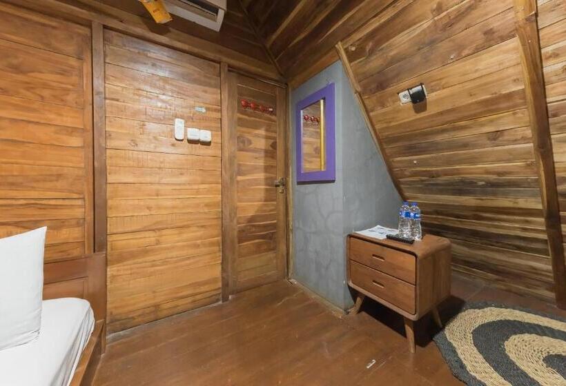 디럭스 룸, Urbanview Hotel Cianjur City Park By Reddoorz