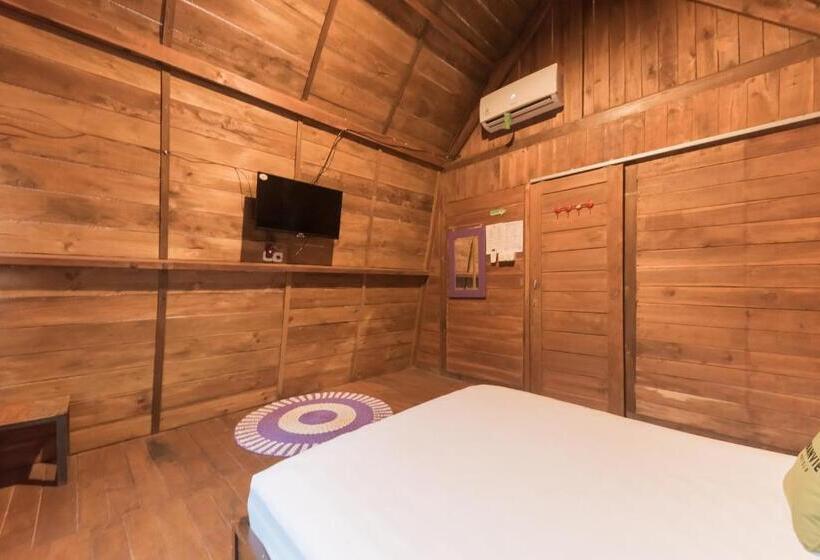 스위트, Urbanview Hotel Cianjur City Park By Reddoorz