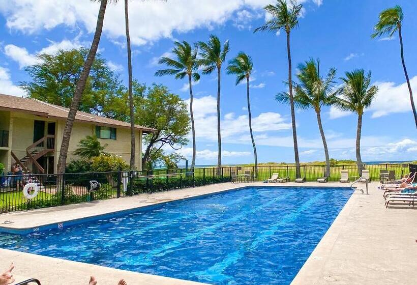 Апартаменты 1 Спальня Вид на Море, Waiohuli Beach Hale D227   Aloha La I   Oceanfront/1b1b/wifi/ac/cable/pool/extras