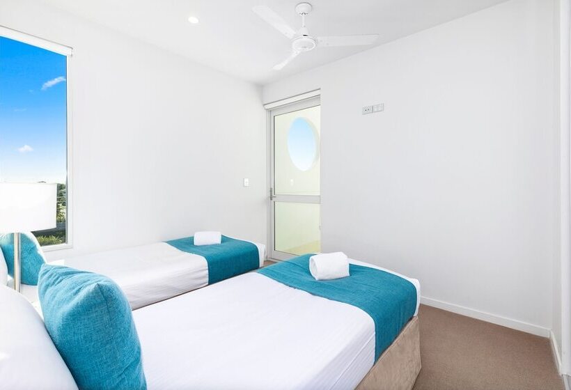 آپارتمان 3 خوابه, Akama Resort